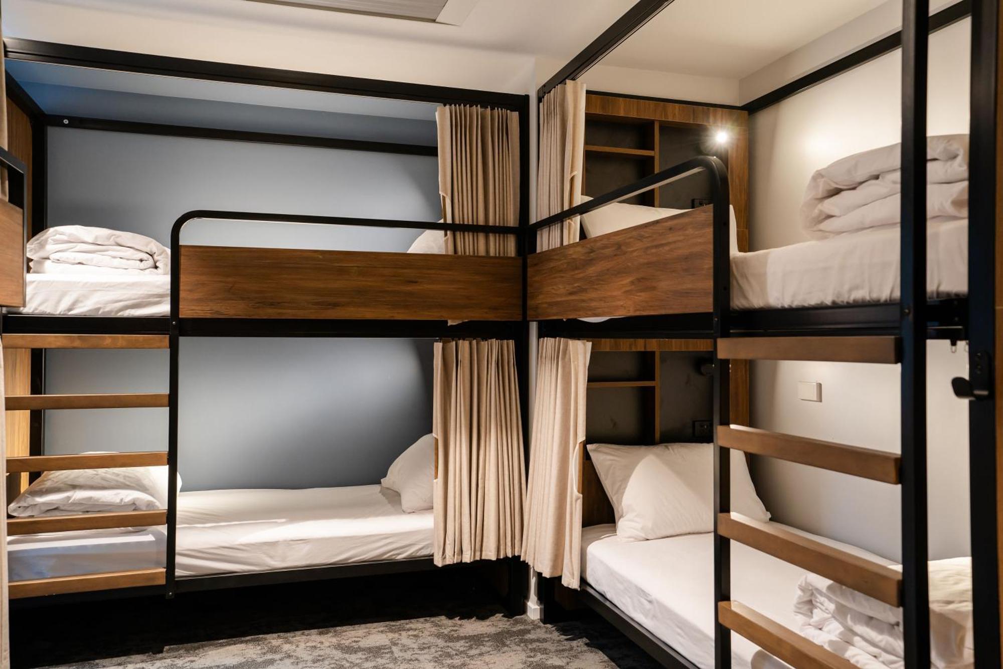 Hostel Haka House Rotorua Zewnętrze zdjęcie A capsule hotel in Tokyo